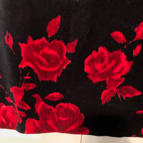 ❤️❤️❤️Talbots  Red and Black Velvet Dress - Picture 5 of 16